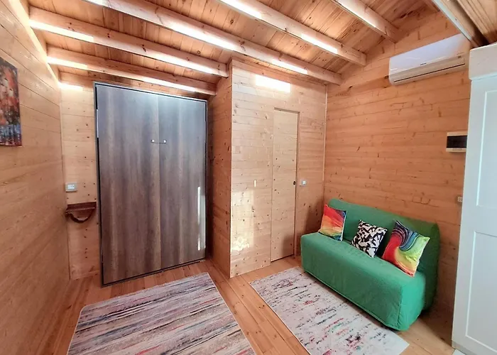 Village House With A Pool Feriehus Magliolo