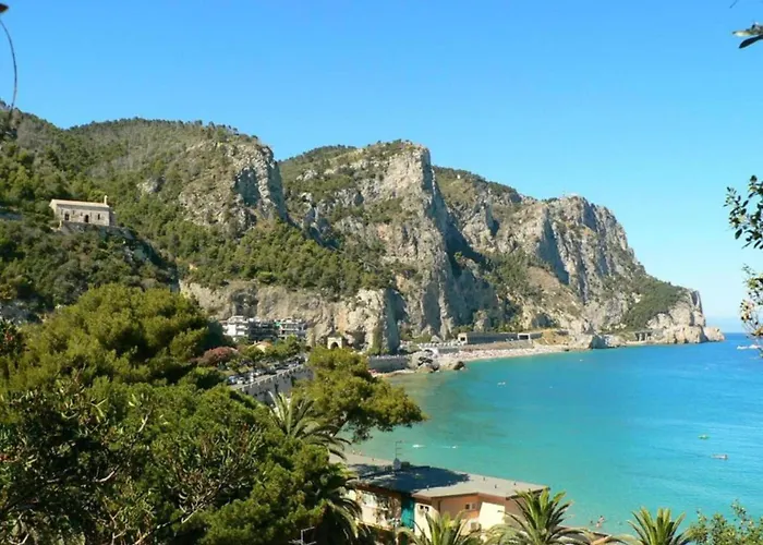 Feriehus Village House With A Pool Magliolo